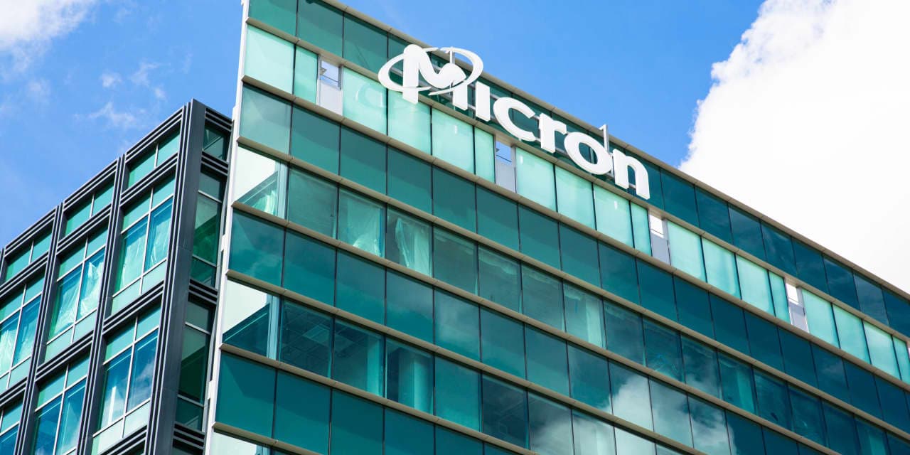 Micron Stock Charges Toward New High and Could Reach This Level